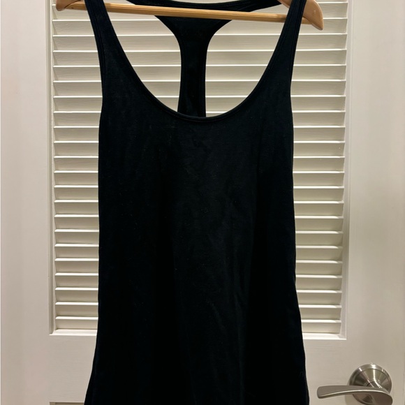 ✨ BLACK RACERBACK TANK ✨ - Picture 7 of 8